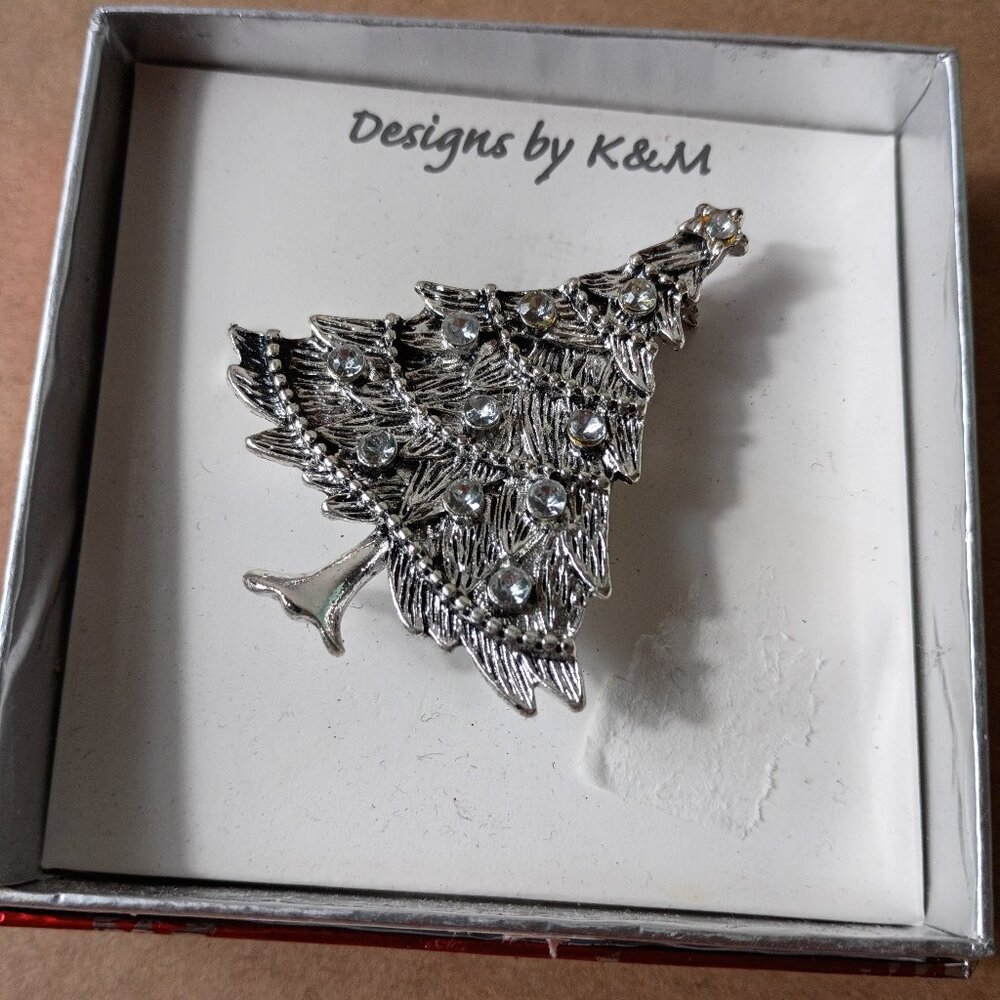 Silver Tone Gem Stones Christmas Tree Brooch Designs by K&M Costume Jewelry NEW